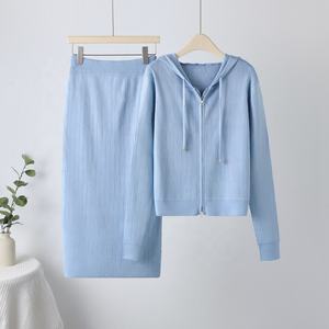 Nouveau brillant strass perceuse 2 pièces <span class=keywords><strong>ensemble</strong></span> mode à manches longues fermeture éclair Cardigan pull à capuche et <span class=keywords><strong>jupe</strong></span> droite tricotée <span class=keywords><strong>ensemble</strong></span> - Product Image 4