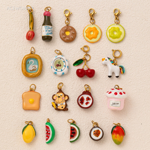 ร้านอาหารกูร์เมต์บูติก |   จี้รูปอาหารและผลไม้เคลือบทอง 18K PVD บนสแตนเลสสตีล สำหรับทำเครื่องประดับ |   กันน้ำและทนทาน - Product Image 4
