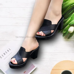 Zapatos de tacón alto de plataforma para mujer, estilo casual, de talla grande, para verano, transfronterizos, con tacón grueso, cuatro tallas disponibles - Product Image 3