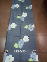 Tissu sergé tricoté haute densité infroissable 100 % polyester avec impression de logo personnalisé pour les centres de villégiature, vente en gros, prix usine compétitif