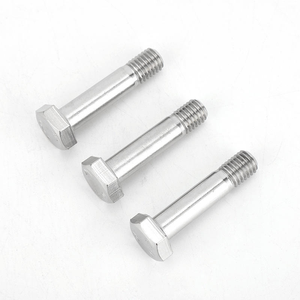 Écrous et boulons en acier de haute qualité, fixations industrielles durables pour l'assemblage de machines, les équipements de construction et l'ingénierie - Product Image 6