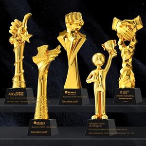 Trophée en résine et cristal <span class=keywords><strong>de</strong></span> haute qualité <span class=keywords><strong>de</strong></span> conception moderne Fabricant Ventes directes Trophée durable respectueux <span class=keywords><strong>de</strong></span> l'environnement - Product Image 2