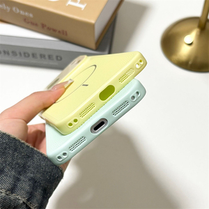 เคสระบายความร้อนแม่เหล็กสำหรับ iPhone 13 14 15 16 17 Pro Max ป้องกันแรงกระแทก พร้อมฝาปิดกล้องสีสันสดใส ช่องหน้าต่างกล้องขนาดใหญ่ - Product Image 5