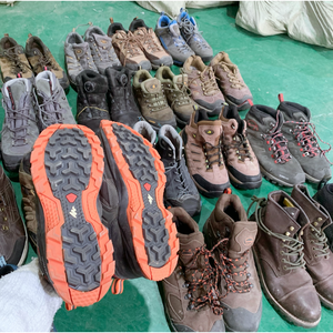 Calzado Casual de Segunda Mano de Primera Calidad para Hombre y Botas de Senderismo de Media Caña para Mujer - Product Image 1