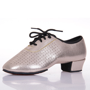Chaussures de <span class=keywords><strong>danse</strong></span> latine pour filles Chaussures de <span class=keywords><strong>danse</strong></span> à lacets pour salle de bal Modern Salsa Rhythm Teaching Practice Dance Shoes - Product Image 4