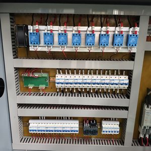 เครื่องผลิตขวดพลาสติกแบบอัตโนมัติเต็มรูปแบบ ควบคุมด้วยเซอร์โว 9 ช่อง ผลิตได้ 12000 ขวดต่อชั่วโมง - Product Image 6