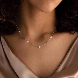 Collar de Moda con Cadena de Plata y Oro con Circonitas Simuladas de Diamante, Joyerí<span class=keywords><strong>a</strong></span> Moderna <span class=keywords><strong>para</strong></span> <span class=keywords><strong>Regalos</strong></span> del Dí<span class=keywords><strong>a</strong></span> de la Madre - Product Image 2