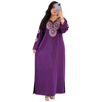 Lüks El Yapımı Etnik Desenli Kaftan Canlı Çiçek İşlemeli V Yaka Hafif Bol Kesim Premium Kumaş Tesettür