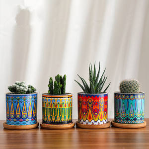 Producción de Macetas de Cerámica Cilíndricas de Estilo Nórdico para Suculentas, Macetas de Cerámica con Mandala de Colores - Product Image 3