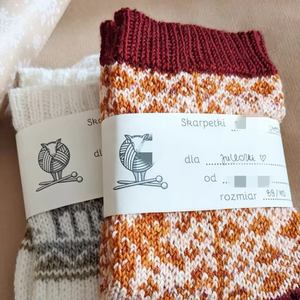 맞춤형 디자인 크래프트 종이 양말 포장 카드 슬리브 로고 인쇄 양말 라벨 카드 인쇄 양말 카드 포장 용 - Product Image 4