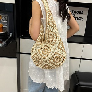 Dames Met De Hand Gehaakte Zomer Oversized Open Top Bloementote Crossbody Enkele Schoudertas Voor Winkelen, Vakantie En Strandgebruik - Product Image 5