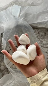 1 ° ciottolo bianco neve lucido, pietra bianca naturale da giardino, ciottoli, rocce di <span class=keywords><strong>ghiaia</strong></span> con prezzo inferiore - Product Image 3