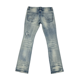 Prendas de mezclilla vintage rebeldes y desgastadas con adornos rasgados, deshilachados y con parches para una estética urbana de hip-hop y punk. - Product Image 4