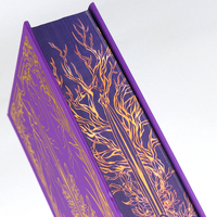 Impression de livres de luxe sur mesure, couverture rigide extra épaisse, dorure à chaud, bords vaporisés à motifs, fabricant de romans