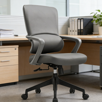 Chaise de bureau de direction haut de gamme, élégante, luxueuse, sophistiquée, au design ergonomique et offrant un excellent soutien.