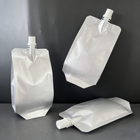 Pochette à bec verseur en aluminium imprimée en taille personnalisée, scellée sur quatre côtés, étanche et refermable pour emballage de liquides (lait)