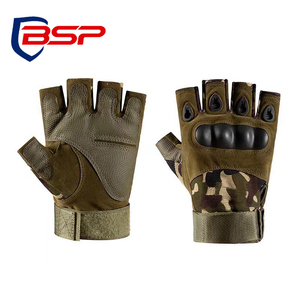 Guantes Deportivos Resistentes al Corte Térmico <span class=keywords><strong>de</strong></span> Fábrica, Guantes Tácticos <span class=keywords><strong>de</strong></span> Invierno Personalizados con Pantalla Táctil y Medios Dedos - Product Image 3