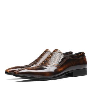 Zapatos Oxford de Cuero Casuales Estilo Británico para Hombre, con Cordones, Diseño Geométrico, Puntera Puntiaguda, Acabado Brillante, Diseño Moderno - Product Image 2