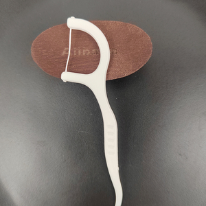 50 pièces de cure-<span class=keywords><strong>dents</strong></span> à fil dentaire de haute qualité, emballés dans une boîte carrée en plastique robuste, hygiéniques et étanches à l'humidité, pour le nettoyage quotidien des <span class=keywords><strong>dents</strong></span> en famille - Product Image 4