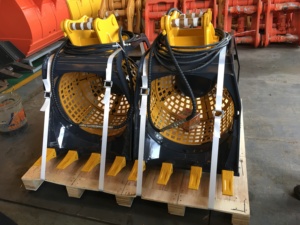 MONDE OEM Excavator rotary screening bucket - Product Image 2