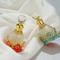 Flacon de parfum en métal rose et bleu de 15 ml, style Dubaï, motif fleur de prunier, pour huile essentielle Attar, rechargeable avec compte-gouttes et bouchon hermétique