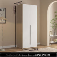 Armoire de chambre contemporaine avec design multi-portes et espace de rangement spacieux pour appartements