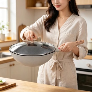 Wok Octagonal Antiadherente Yuanjian Blanco con Mango de Madera, Tapa de Vidrio, Revestimiento de <span class=keywords><strong>Piedra</strong></span> Maifan, Multifuncional, Compatible con Inducción - Product Image 5