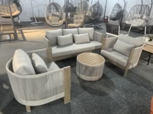 طقم أريكة خارجية فاخرة من الخشب والبلاستيك، مقاومة للماء والأشعة فوق البنفسجية، أثاث من الروطان المركب، طقم أريكة للحدائق والمطاعم والفنادق - Product Image 2