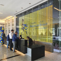 Écran LED transparent P2.5, panneaux LED transparents P2p3, affichage publicitaire