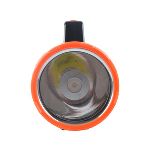 ไฟฉาย LED พกพา ชาร์จได้ ใช้แบตเตอรี่ Li-Ion สำหรับใช้งานกลางแจ้งและในบ้าน - Product Image 2