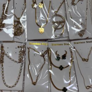 Fashion Designer Gold Plated Luxury <strong>Jewelry</strong> <strong>Sets</strong> Clover Non Tarnished CC Letter Earrings And Necklace Women's Gold <strong>Jewelry</strong> <strong>Set</strong> - Product Image 4