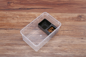 Contenitore Rettangolare in Plastica Nero/Bianco a Due Scomparti per Vermi d'Acqua e Mealworm, Mangiatoia per Rettili, Gechi, Lucertole e Tartarughe - Product Image 4