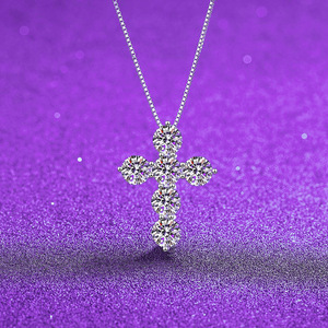 9 Colliers pendentifs <span class=keywords><strong>croix</strong></span> en moissanite GRA 0.8CT VVS1, en <span class=keywords><strong>argent</strong></span> 925 plaqué rhodium anti-ternissement, <span class=keywords><strong>avec</strong></span> chaîne maille gourmette pour <span class=keywords><strong>femme</strong></span> - Product Image 2