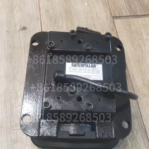 La valve de pédale de pied 247-5275 2475275 s'applique aux valves de pédale de pied de CAT E390D 385 374 365C. - Product Image 1