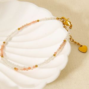 สร้อยข้อมือหินธรรมชาติสไตล์โบฮีเมียน สแตนเลสสตีล ชุบทอง 18k PVD ประดับด้วยลูกปัดพลอยเหลี่ยม งานแฮนด์เมด ของขวัญสำหรับผู้หญิง - Product Image 2