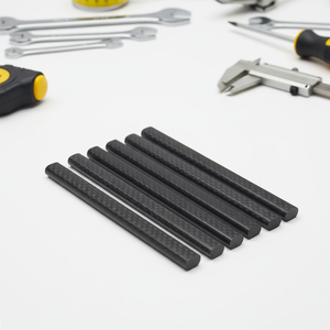 Tiges <span class=keywords><strong>de</strong></span> soutien structurel en feutre <span class=keywords><strong>de</strong></span> carbone Juli pour drone quadricoptère - Épaisseur 5 mm, tissage sergé 3K, technologie <span class=keywords><strong>de</strong></span> pultrusion, dimensions personnalisées - Product Image 2