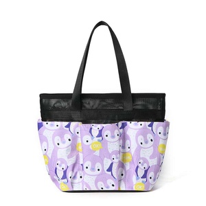 Sac fourre-tout en polyester à imprimé dessin animé, imperméable, forme carrée, usage quotidien, poignée souple, en gros - Product Image 3