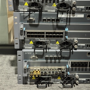 Switch Ethernet POE Juniper MX104-AC, Chasis de Alimentación Única, 2.56 Tbps - Product Image 2