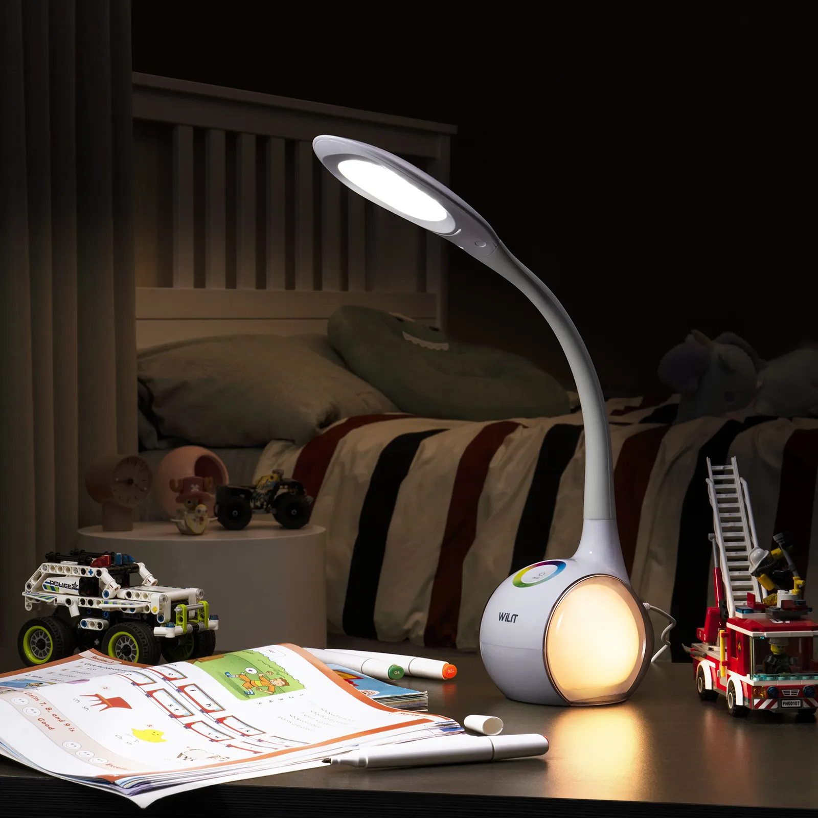 Factory Supply Wholesale Flexible Table Lamp RGB Touch Dimmer Light Led Reading Desk Lamp For Kids Children Students Study Work