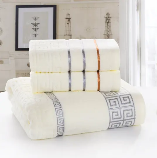 Toalla de baño extragrande muy suave, algodón Ringspun, ribete de rayón lujoso, ideal para uso diario (beige), 70x140, 100% algodón