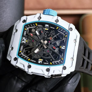 Montre mécanique automatique en fibre de carbone de style ouvert pour hommes, avec fonction étanche et design tendance - Product Image 4
