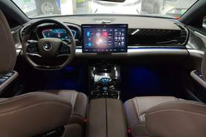 Подержанный автомобиль BYD Han EV Champion Edition 2023 года, 605 км, премиум-класс, электрический, передний привод, седан, малый пробег, без ДТП - Product Image 6