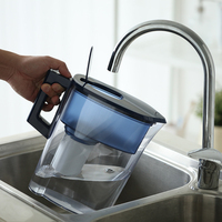 Carafe filtrante à eau alcaline Bluetech PH, ioniseur ODM personnalisé, filtre à eau potable 2L, système de filtration d'eau pour toute la maison