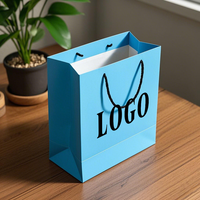 Sacs en carton personnalisables pour la protection de l'environnement, emballages pour supermarchés, sacs de shopping de luxe pour vêtements et chaussures