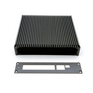 Boîtier d'ordinateur Mini-ITX en aluminium avec refroidissement latéral sans ventilateur préinstallé pour configurations personnalisées - Product Image 4