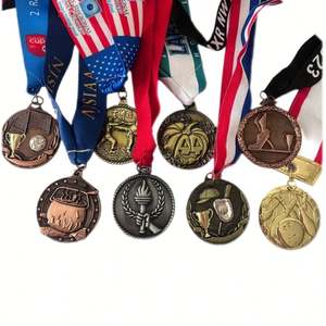 Médaille commémorative d'honneur de haute qualité en gros, en promotion, personnalisable pour les jeux de marathon, avec logo, production de médailles métalliques - Product Image 1