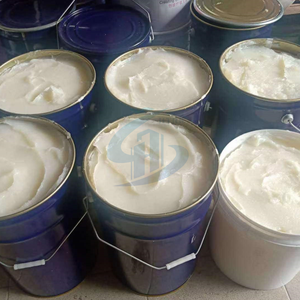 Gelatina de petróleo reparadora suavizante de la mejor calidad para el cuidado del talón áspero - Product Image 1