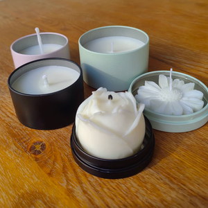 Bougie <span class=keywords><strong>en</strong></span> boîte décorative de luxe parfumée aux fleurs séchées et cristaux, marque privée, <span class=keywords><strong>prix</strong></span> abordable - Product Image 5