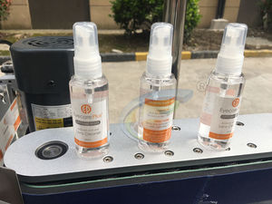 Etiquetadora automática de etiquetas adhesivas para botellas redondas de 30ml, 50ml, 100ml, 500ml - Product Image 2