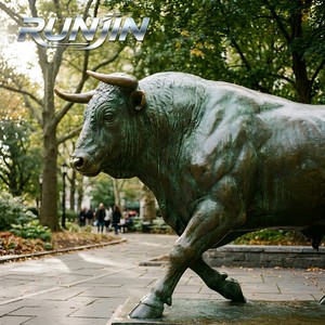 Escultura de Toro de Bronce de Wall Street de Tamaño Real, Acabado Patinado, para Decoración de Oficina o Exteriores, Estilo Moderno y Profesional, Marca RUNJIN - Product Image 4